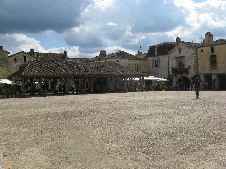 Frankrijk 3 augustus 2010 (12) Monpazier.JPG